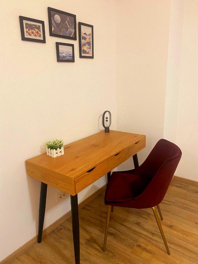 Bellagio - Cozy Apartment With Free Gym Bukarest Eksteriør billede