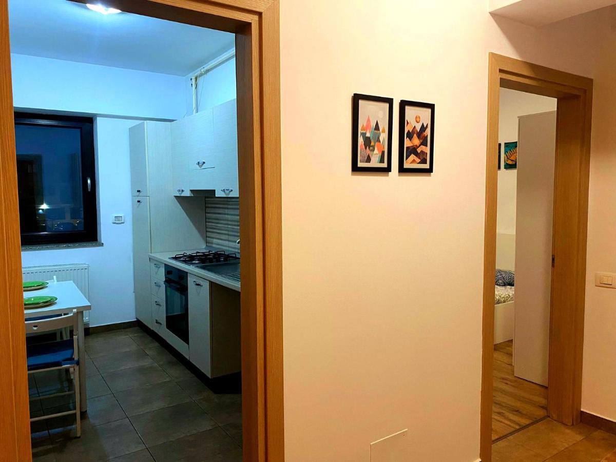 Bellagio - Cozy Apartment With Free Gym Bukarest Eksteriør billede