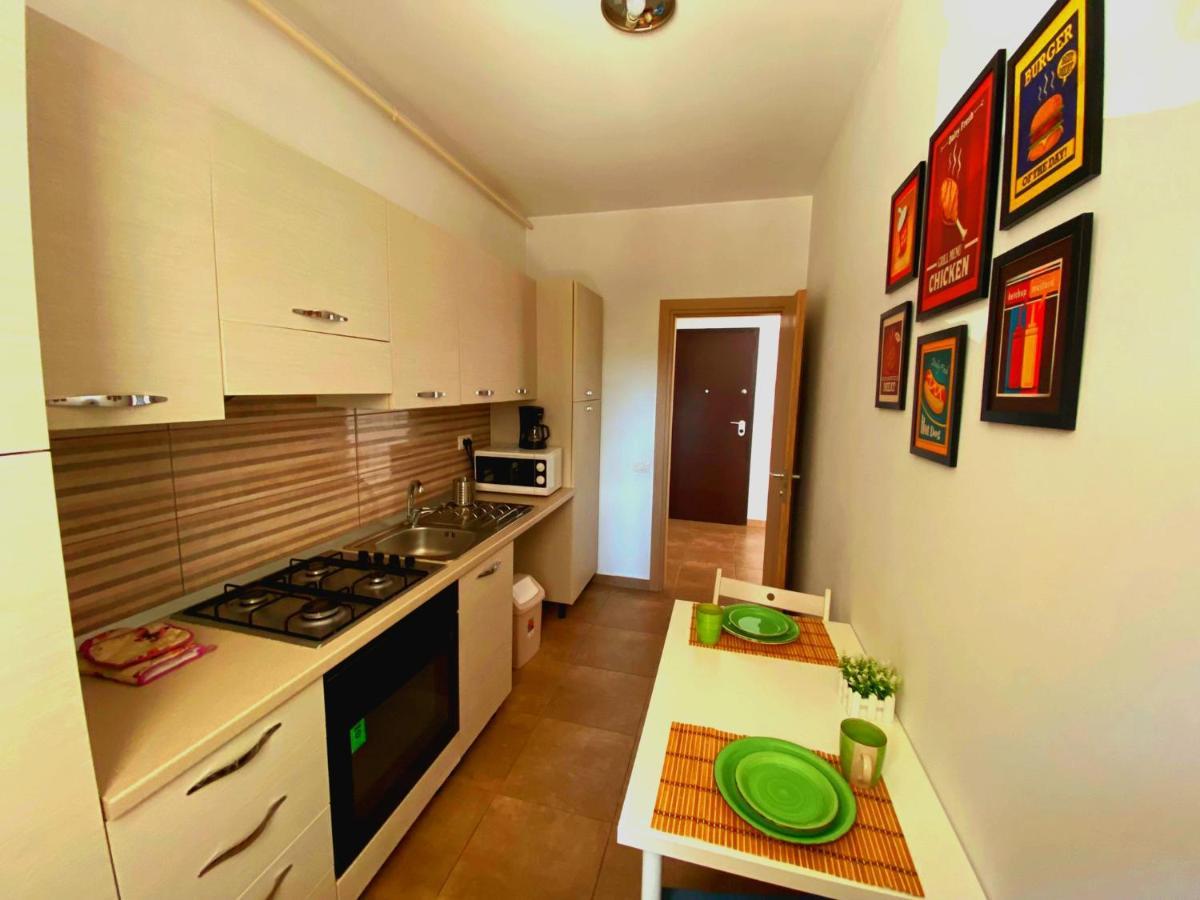 Bellagio - Cozy Apartment With Free Gym Bukarest Eksteriør billede